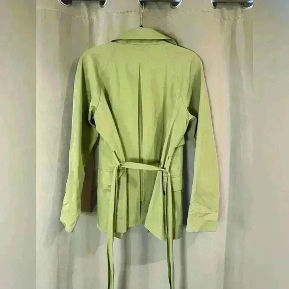 Women’s Green Bagatelle Jacket - Picture 3 of 7